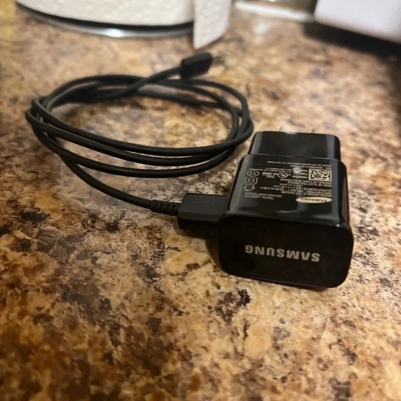 Selling my Samsung A20 because I got a free phone upgrade with work.